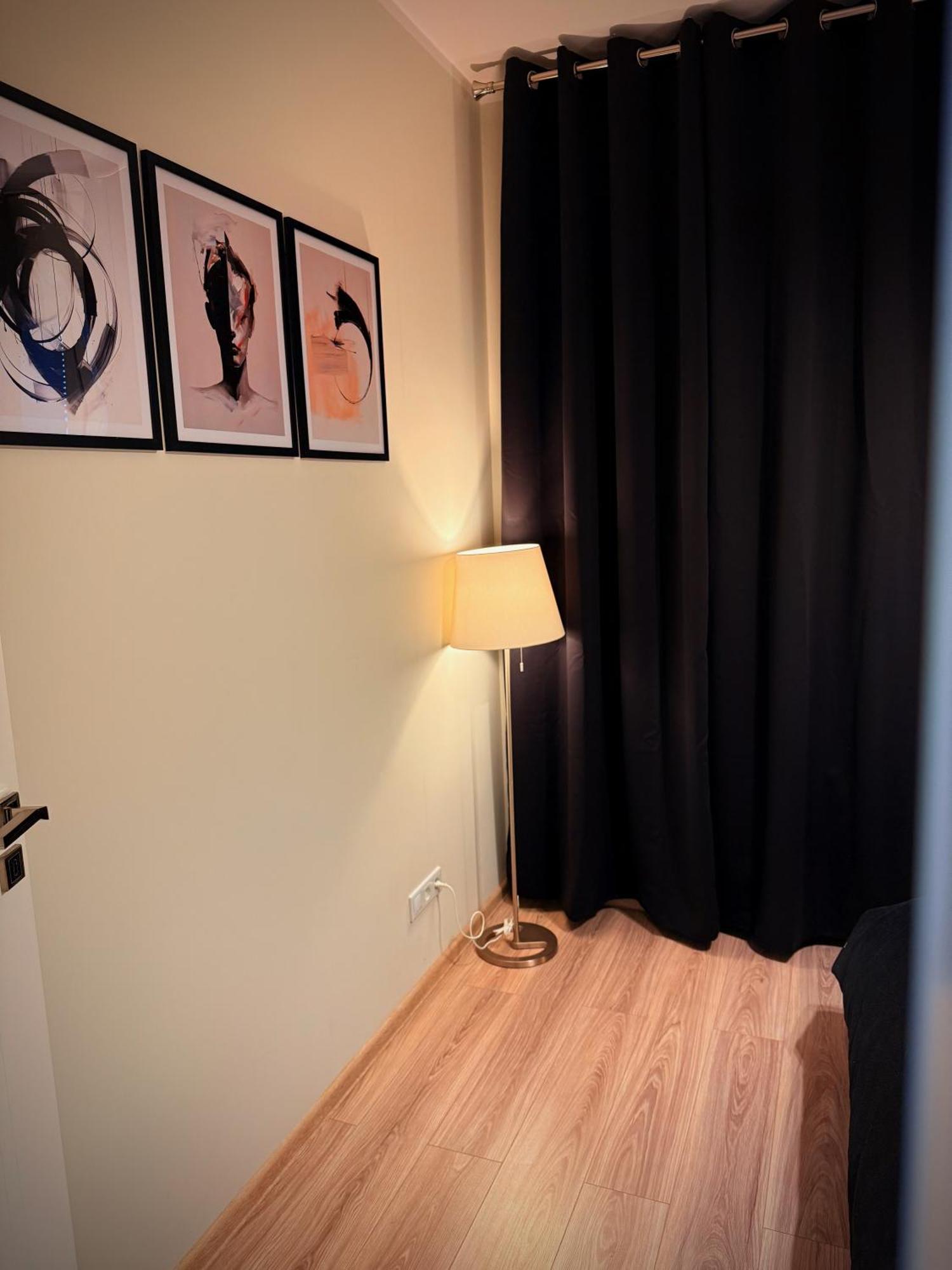 Airport67 Apartment Warsawa Bagian luar foto